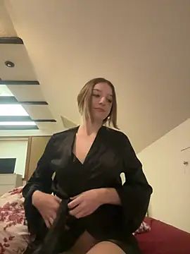 MyCherryKiss - Show ass and Slap 5X🥵💦