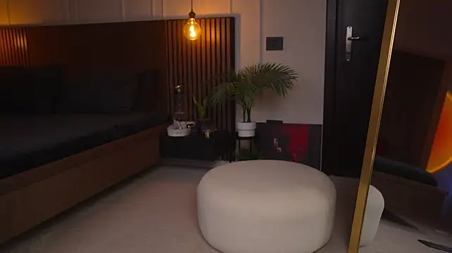 Lexi_Reed - 🔥LAST TIPPER WINS 6min TOY CONTROL 🔥