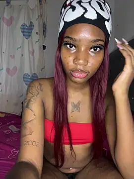 ShakiraThompss18 - Naked+ Flash pussy