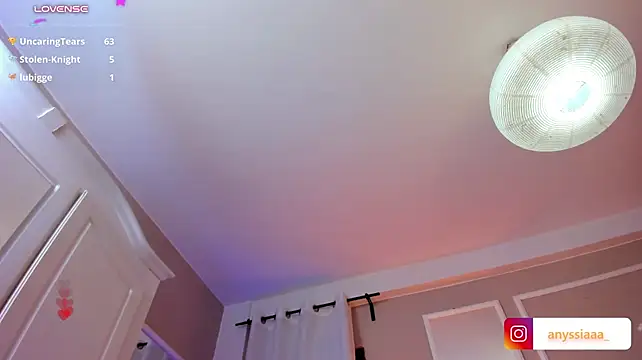 Anyssia - Make this pussy SQUIRT 😈☔️❤️💦