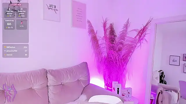 Alexa_dolce - 😈 Slap my boobs and say your name
