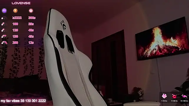 Juliette_Sunshine - sucking toes show