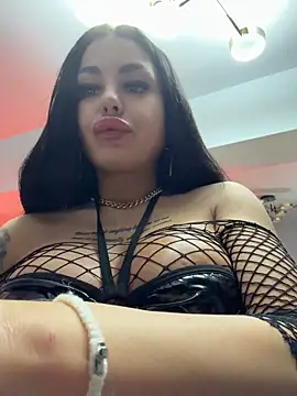NaomyFlame - Make rain 💦 video for last tip