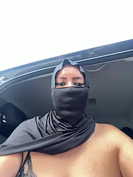 Qamar_Khalifa - TEASE ON PANTY