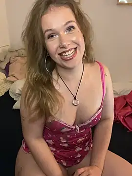 HannahMontana18 - Lotion on my big bootyyyy <3