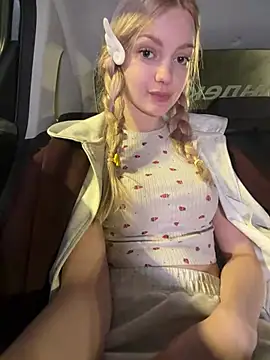 Elsawhere - turn around! back view 🍑🚕+LT🔞pic