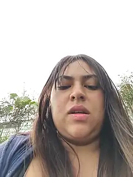 OUTDOORS_VELEN - Off bra in public ❤️‍