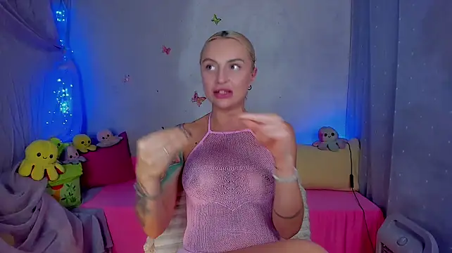 YourLizzyDoll - stay topless+blowjob 3 min