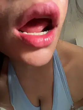 MariaIsabella8 - Naked + masturbate me + control 4LT💘