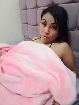 EstrellaSmmith - show tits