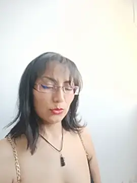 LucyCherry69 - Montame bebita 🤠