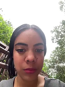 NAUGHTY_LITTLE_18 - SHOW PUSSY IN THE PARK😈🫣