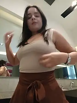 Julieth_hot-69 - Dildo in ass 🍆🍑