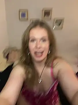 HannahMontana18 - Lotion on my big bootyyyy <3