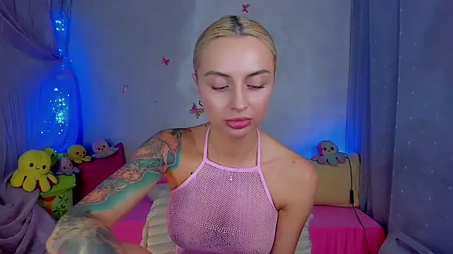 YourLizzyDoll - stay topless+blowjob 3 min