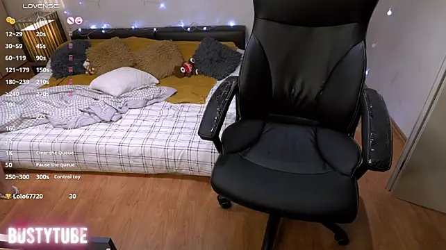 BUSTYTUBE - Dildo riding and ORGASMS!!!