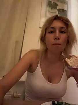 Suyneslii - Ass flash
