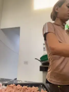 Hanna_saenzz - spread my ass so you can see inside it