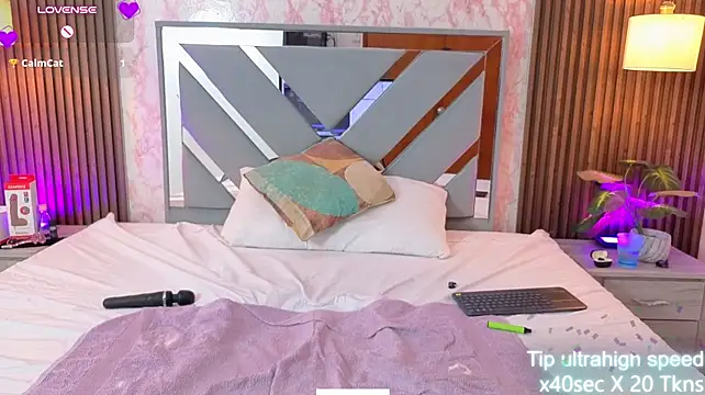 Dulcee_Mia18 - FLASH BOOBS MIA PLEASE 🤤