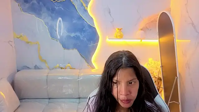 Emily_smith_t - cream in my tits