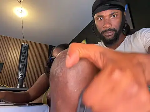 CUM4SACRED357 - Squirt and stroke show