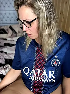 Leanymphoo - ENLÈVE MON JOLIE TEE SHIRT 🗼
