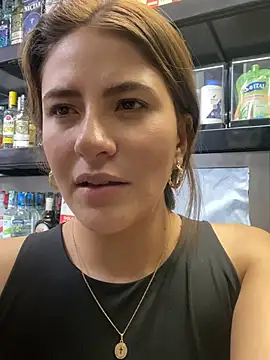 Andrea_19blonde - Show boobs in Store