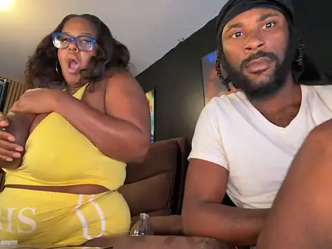 CUM4SACRED357 - Squirt and stroke show