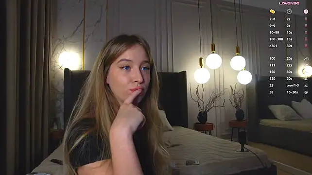 LoraineLuff - tits tease