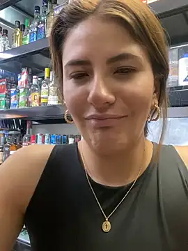 Andrea_19blonde - Show boobs in Store