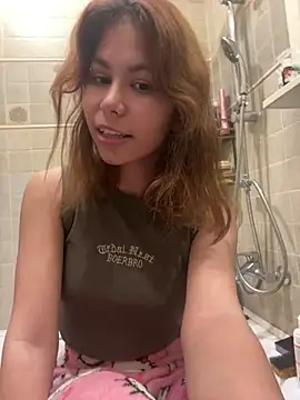 MilkKiss - underboobs + close up