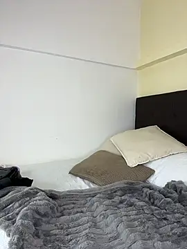 Emma_Vonn - RUB MY ANUS+ SPIT 😏🍑