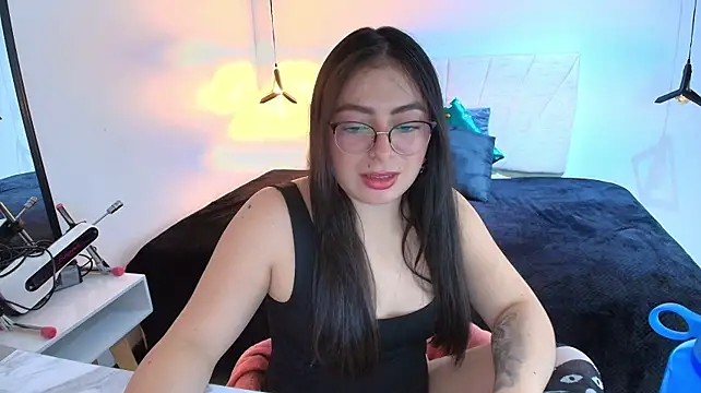MiaWils_ - PUSSY UP CLOSE + RIDING DILDO🔥🫦