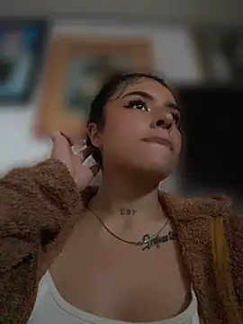 Hally-jensen1 - Tits front family 🔥