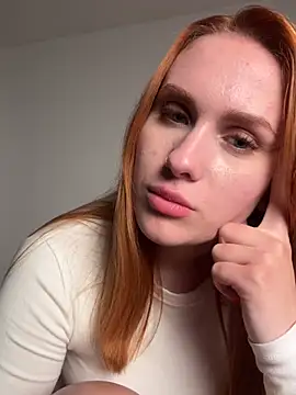 ChiaraVelvet - Show ass and Slap 5X🥵💦