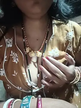 Sexyradha_