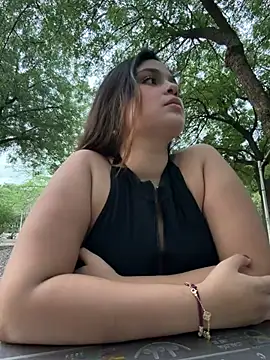 Sarasweet_sex - Jump tits in public