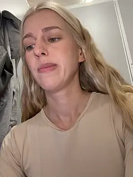 Kira_mia - droll & rub my asshole in MEN WC