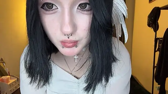 GoldenSweeti - Ahegao with breast massage
