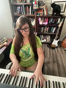 Adobe_Angel - Retire from camming to pursue Booktube