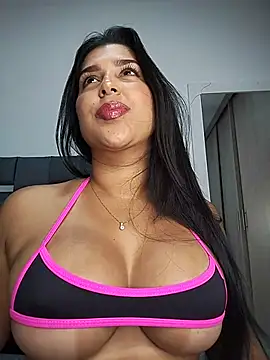 NiaSoler - wet my pussy