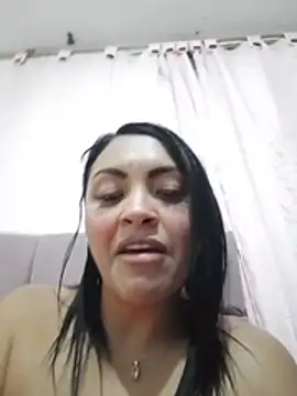 EstrellaSmmith - show tits