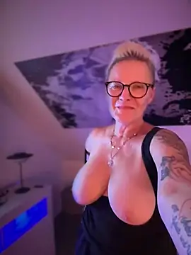German_Milf - Last tip = 2 FUCKVIDEOS 🔥