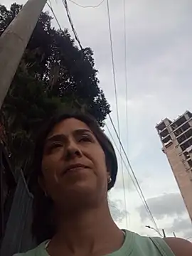 Sahana_Ashiika - Martes de galeria