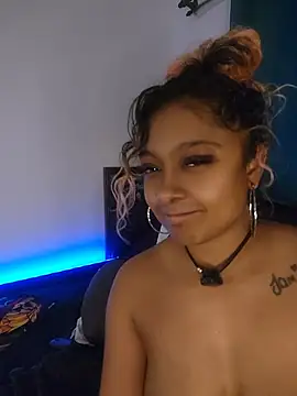 Indianbrownie - just chillin...im fasting lmao
