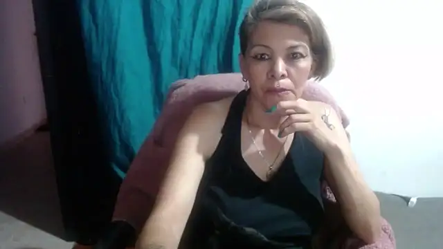 Electra-mommy - boobs