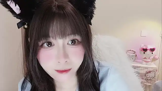 -zhuzhu-999- - 想给哥哥喝水，但又怕哥哥扎我的大腿🦵🦵🦵