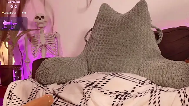 BarbieDarks - DOGGY + 10 Nalgadas + Plug Anal 🍑🔥