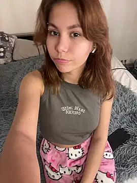 MilkKiss - flash my boobs