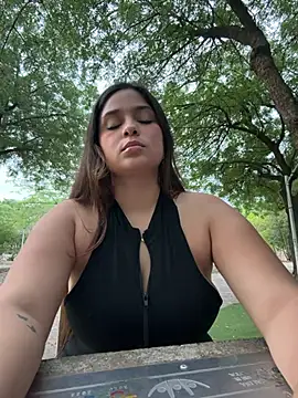 Sarasweet_sex - Show tits in public and slap